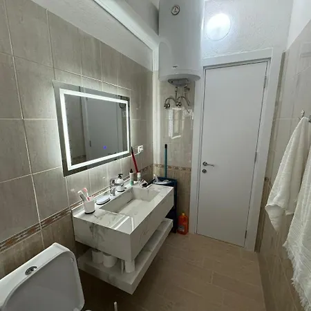 Daci Apartment Sarande