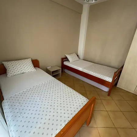 Daci Apartment Sarande